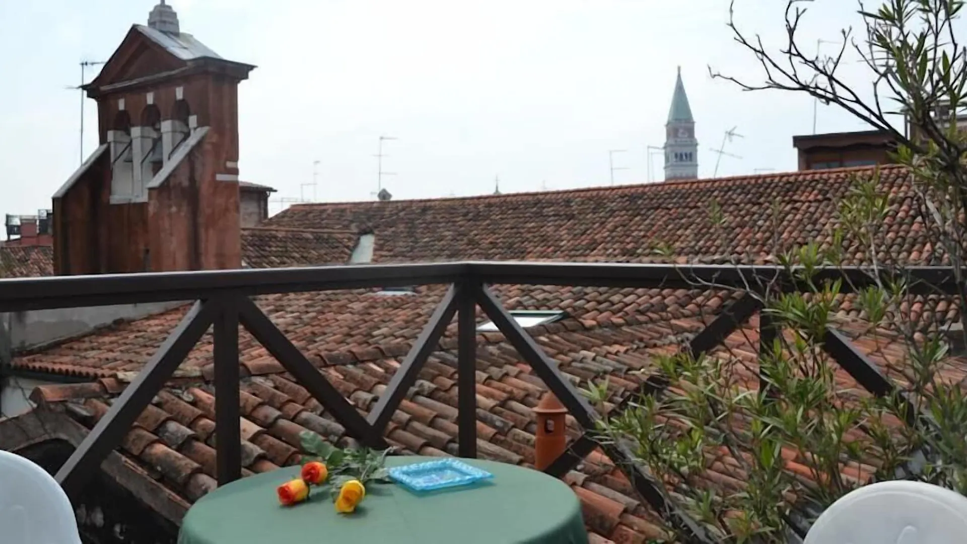 Hotel Canada Venice Italy